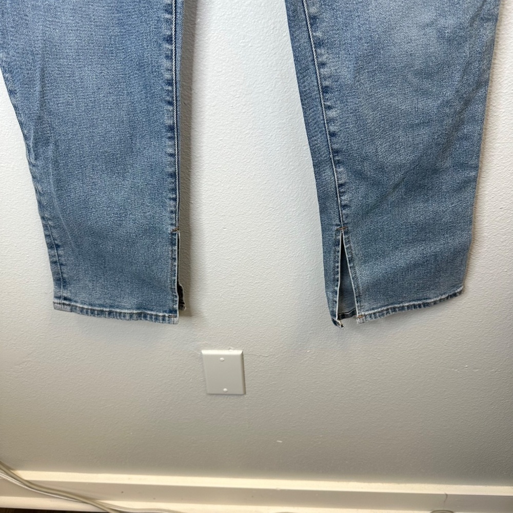 Good American Blue Straight Leg High Waisted Jeans size 10/30 - Picture 5 of 7